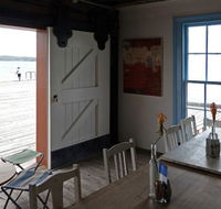 The Wharf Local - Accommodation Melbourne