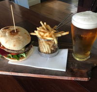 The White Hart Hotel - Accommodation Melbourne