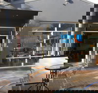 Main Deck Cafe - Accommodation Melbourne