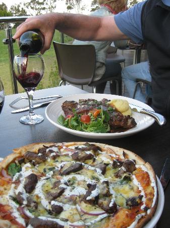 The Huskisson - Accommodation Melbourne 0