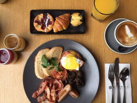 Coco's Restaurant - Accommodation Melbourne 0