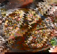 Domino's - Budgewoi - Accommodation Melbourne