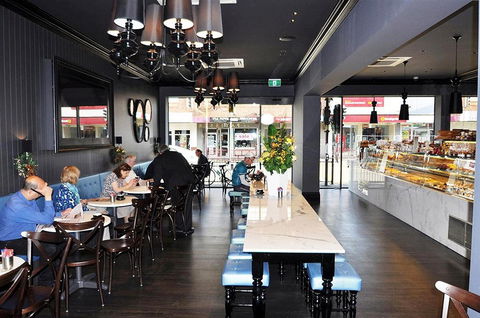 Laurent - Balwyn - Accommodation Melbourne 0