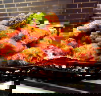 SoCal Chicks - Accommodation Melbourne