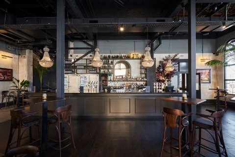 The Royal Hotel - Accommodation Melbourne 0