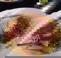 Yarra Valley Restaurant  Courtyard - Accommodation Melbourne