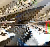 Modern Hotpot - Accommodation Melbourne