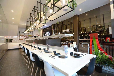 Modern Hotpot - Accommodation Melbourne 0