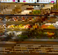 Squeezz Juice Bars - Accommodation Melbourne