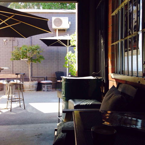 Rett's Coffee - Accommodation Melbourne 0