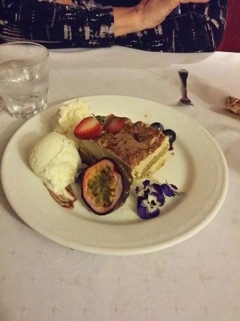 Anna's Restaurant - Accommodation Melbourne 0