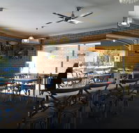 Cardian's Coffee Lounge - Accommodation Melbourne