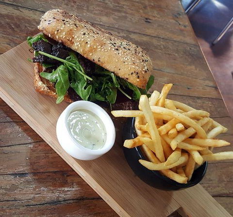 The Lithgow Tin Shed - Accommodation Melbourne 3