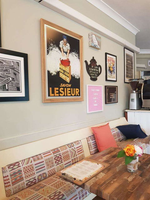 Little Green Cafe - Accommodation Melbourne 0