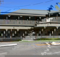 The Hotel Cecil - Accommodation Melbourne