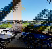 Signatures Restaurant and Bar - Accommodation Melbourne