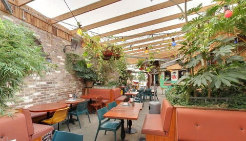 The Oxford Tavern - Accommodation Melbourne 0