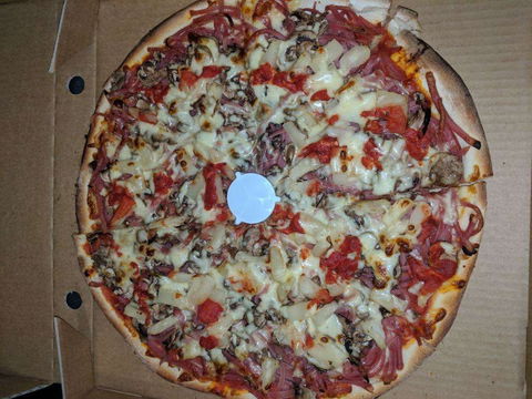 Marty's Pizza Hideout - Accommodation Melbourne 0
