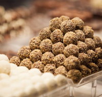 Mayfield Chocolates - Spring Hill - Accommodation Melbourne
