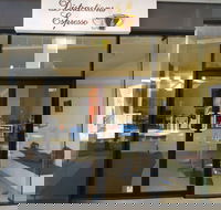 Distractions Espresso - Accommodation Melbourne