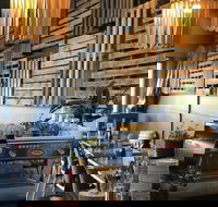 The Crossing Cafe - Melbourne 4u