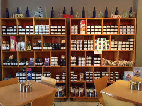 Perenti Cafe - Accommodation Melbourne 0