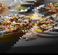 Crust Gourmet Pizza Bar - Belmont - Accommodation Melbourne