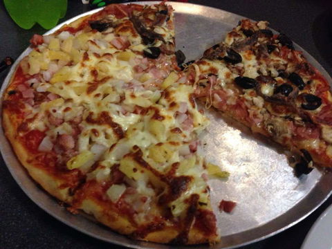 Sweethearts Pizza - Accommodation Melbourne 0