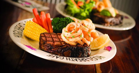 Hog's Australia's Steakhouse - Springfield - Accommodation Melbourne 0