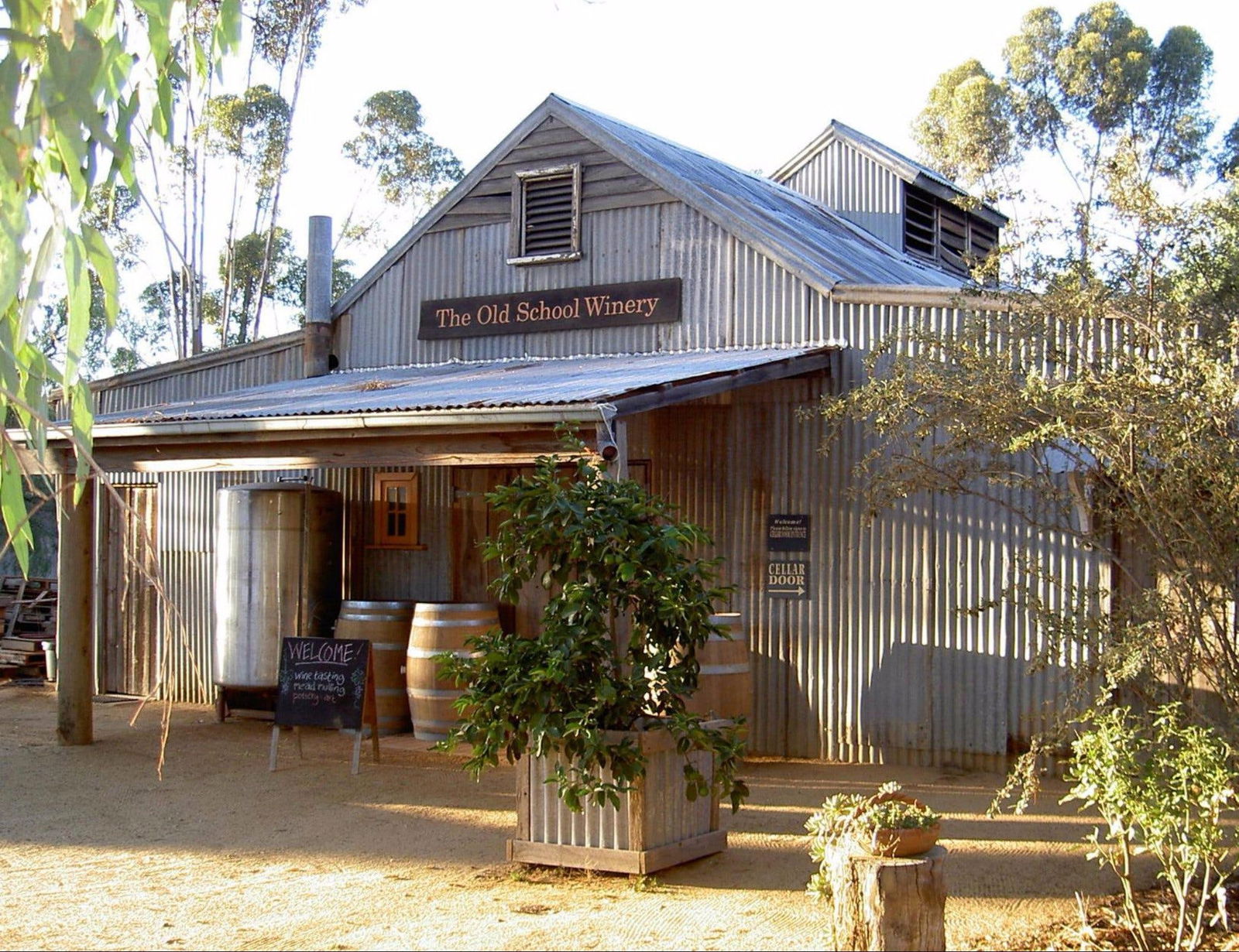 Womboota NSW Accommodation Melbourne