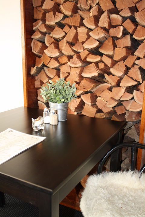 Criterion Bistro Crookwell - Accommodation Melbourne 1