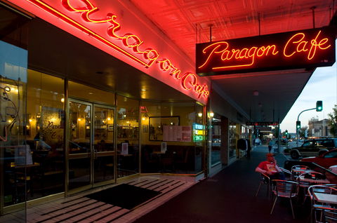Paragon Cafe - Accommodation Melbourne 1
