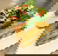 The Walnut Restaurant and Lounge Bar - Accommodation Melbourne