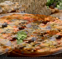 Alex's Pizza - Accommodation Melbourne