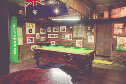 The Pub With No Beer - Accommodation Melbourne 2