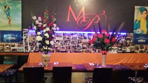 La Piazza Cafe/Restaurant - Accommodation Melbourne 0