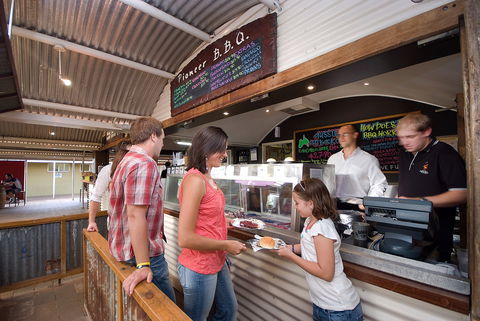 Pioneer BBQ And Bar - Accommodation Melbourne 1