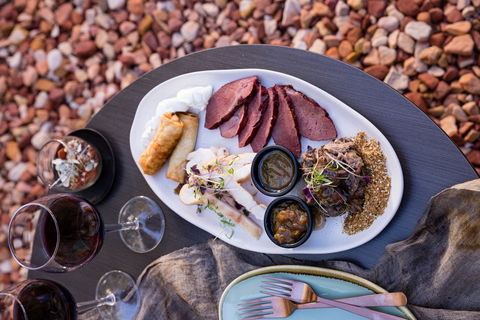 Saltbush Restaurant At DoubleTree By Hilton Alice Springs - Accommodation Melbourne 2