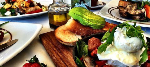 Table 1 Espresso Merewether - Melbourne 4u 2