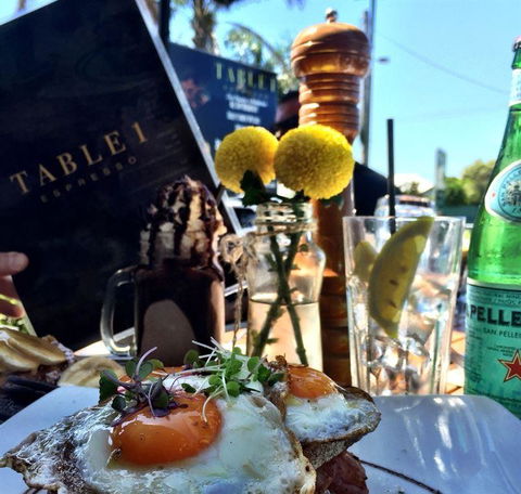 Table 1 Espresso Merewether - Melbourne 4u 6