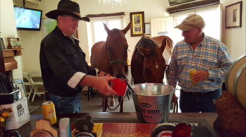 Overland Corner Hotel - Accommodation Melbourne 1