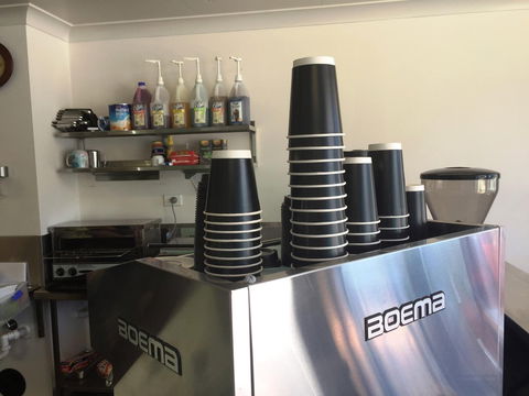 The Loaded Lunchbox - Accommodation Melbourne 0