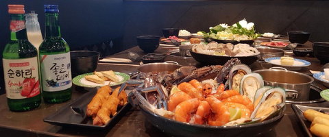TT Hotpot Buffet - Accommodation Melbourne 0