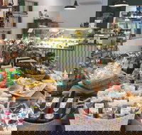 The Vintage Pickle - Accommodation Melbourne