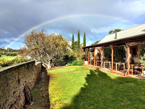 Samuel's Gorge Winery - Accommodation Melbourne 1