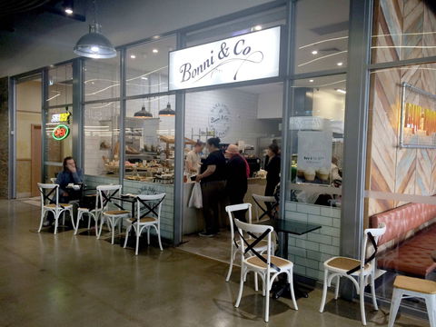 Bonni & Co - Accommodation Melbourne 0