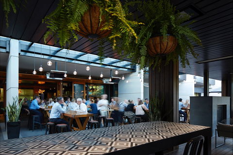 Ostani Lounge, Bar & Restaurant - Accommodation Melbourne 1