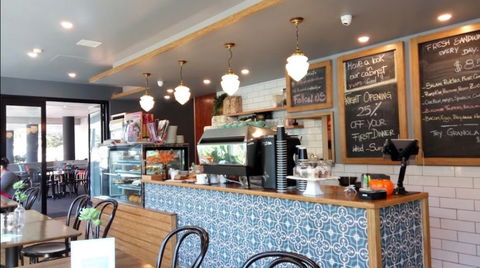 RGB Cafe & Restaurant - Accommodation Melbourne 0