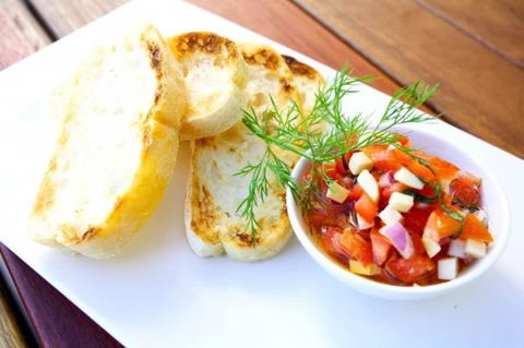 Dog & Parrot - Robina - Accommodation Melbourne 0
