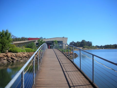 Knotting Hill Estate - Accommodation Melbourne 0